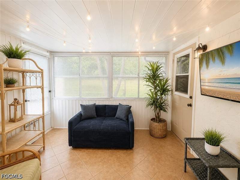 1 bedroom Attached at 5736 Bass Cir, Hidden Harbour One Condo, Fort Myers — photo 5