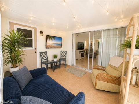5736 Bass Cir, Fort Myers FL - photo 6 of 37