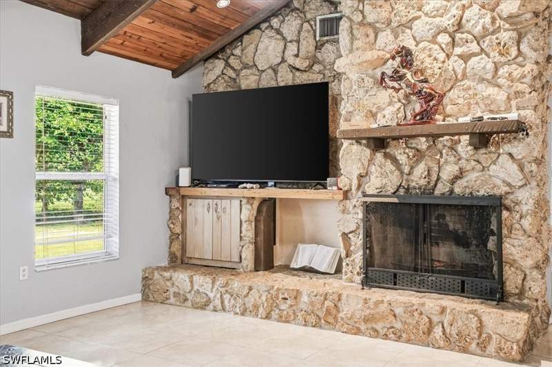 3 bedroom SingleFamilyResidence at 630 1st St SW, Golden Gate Estates, Naples — photo 3