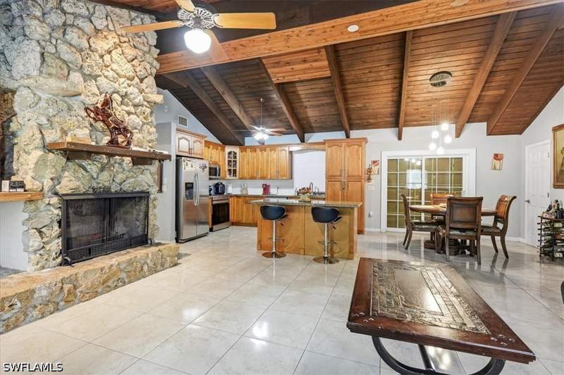 3 bedroom SingleFamilyResidence at 630 1st St SW, Golden Gate Estates, Naples — photo 5