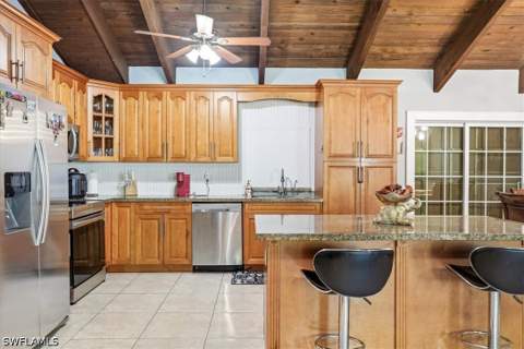 630 1st St SW, Naples FL - photo 9 of 39