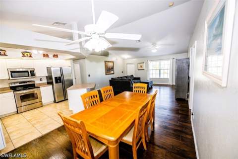 501 NE 24th Ter, Cape Coral FL - photo 19 of 49