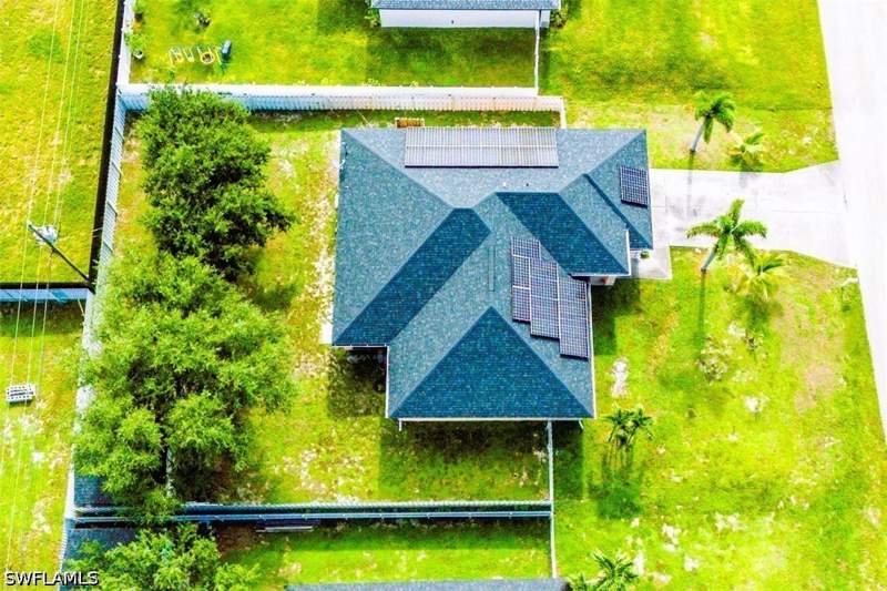 4 bedroom SingleFamilyResidence at 501 NE 24th Ter, Cape Coral, Cape Coral — photo 4