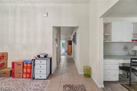 524 SW 23rd Ter, Cape Coral FL - photo 15 of 42