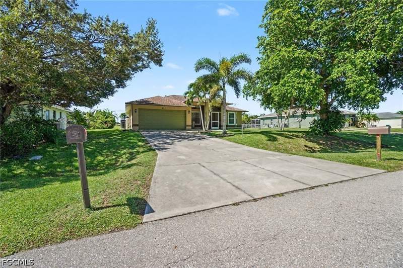 3 bedroom SingleFamilyResidence at 524 SW 23rd Ter, Cape Coral, Cape Coral — photo 2