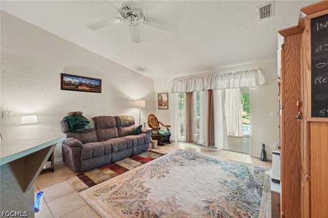 524 SW 23rd Ter, Cape Coral FL - photo 6 of 42