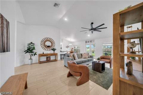 125 SE 11th Ter, Cape Coral FL - photo 12 of 50