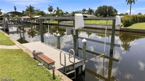 5224 Tower Dr, Cape Coral FL - photo 7 of 46