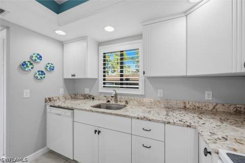 5757 Gage Ln 102C, Naples FL - photo 18 of 48