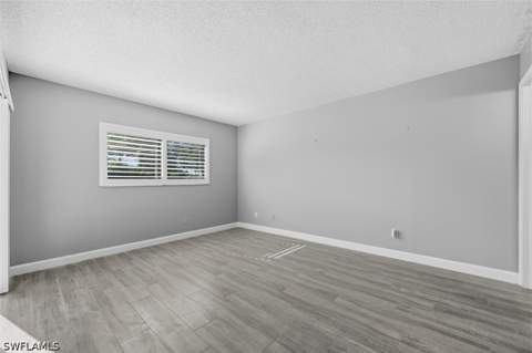 5757 Gage Ln 102C, Naples FL - photo 19 of 48