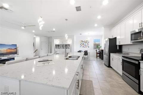 2352 Anguilla Dr 201, Naples FL - photo 13 of 44