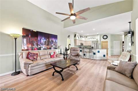 195 Palmetto Dunes Cir, Naples FL - photo 10 of 38
