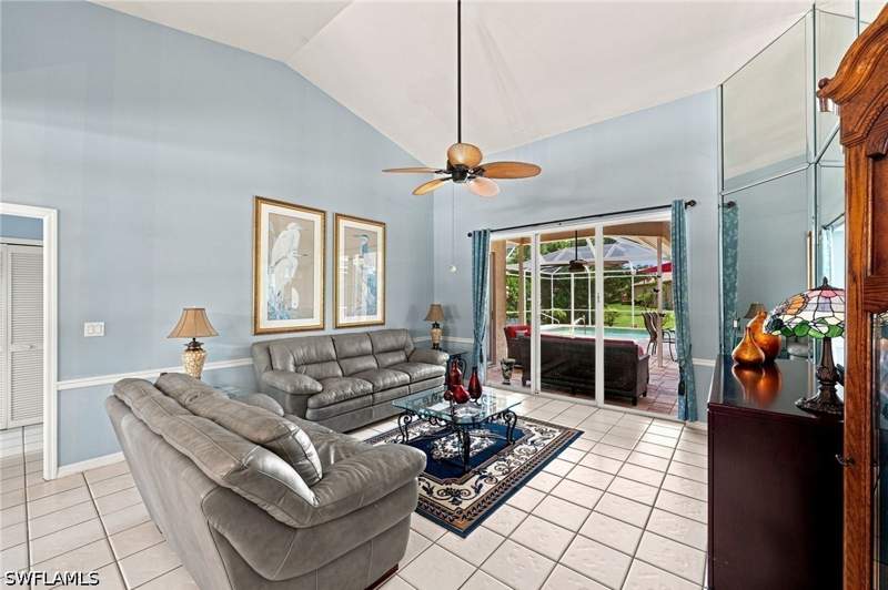 4 bedroom SingleFamilyResidence at 195 Palmetto Dunes Cir, Palmetto Dunes, Naples — photo 5