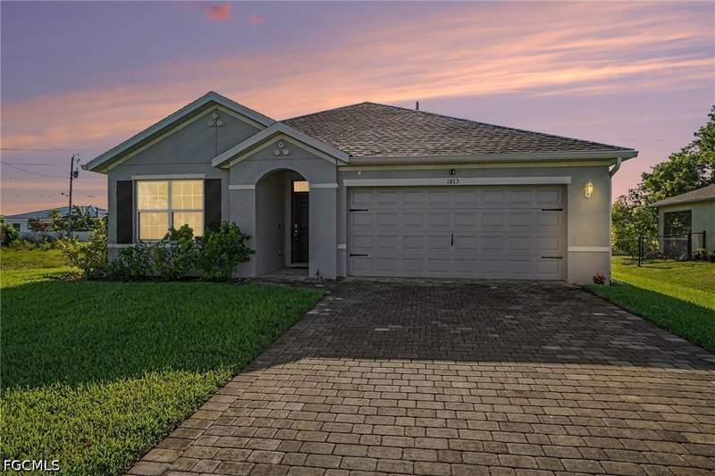 3 bedroom SingleFamilyResidence at 1813 NW 24th Pl, Cape Coral, Cape Coral — photo 4