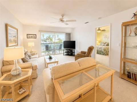 1615 SE 46th Ln 202, Cape Coral FL - photo 7 of 26