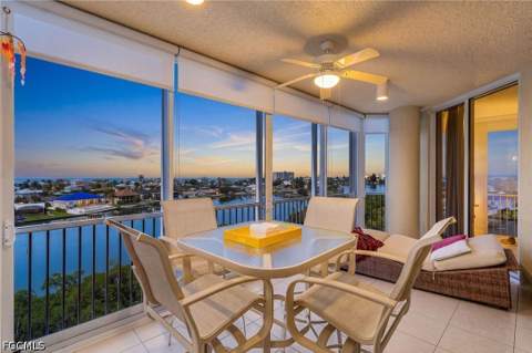 4192 Bay Beach Ln 872, Fort Myers Beach FL - photo 18 of 50