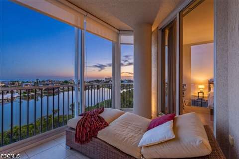 4192 Bay Beach Ln 872, Fort Myers Beach FL - photo 20 of 50