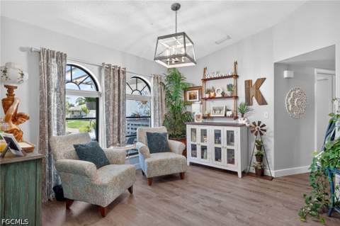 916 SE 21st Ln, Cape Coral FL - photo 9 of 40