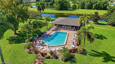 5435 Rattlesnake Hammock #E107, Naples FL - photo 12 of 18