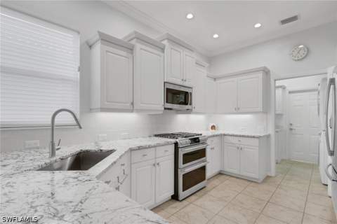 434 Palo Verde Dr, Naples FL - photo 14 of 32