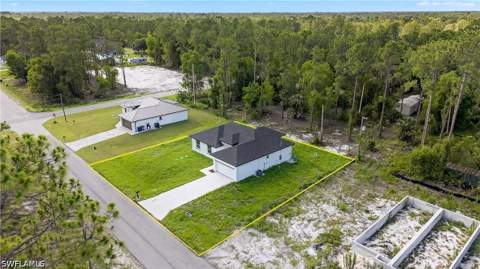 525 Genesee Ave S, Lehigh Acres FL - photo 13 of 31