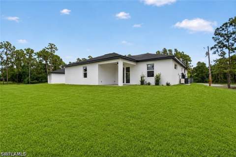 720 Bennington Dr, Lehigh Acres FL - photo 23 of 30