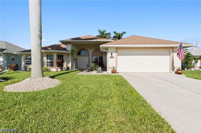3 bedroom SingleFamilyResidence at 4930 SW 27th Ave, Cape Coral, Cape Coral — photo 2