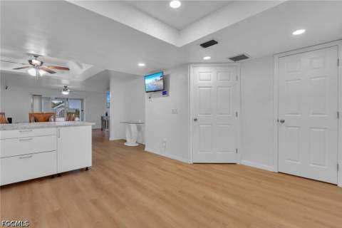 28 Cosmopolitan Dr 16, Lehigh Acres FL - photo 11 of 31