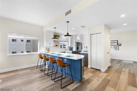 4321 Bay Beach Ln 634, Fort Myers Beach FL - photo 12 of 38