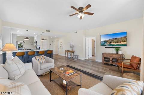4321 Bay Beach Ln 634, Fort Myers Beach FL - photo 17 of 38