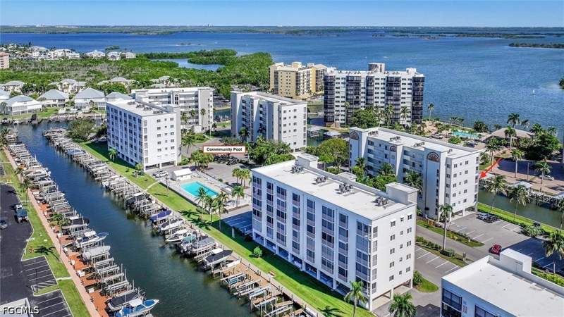 2 bedroom Condominium at 4321 Bay Beach Ln 634, Casa Marina, Fort Myers Beach — photo 2