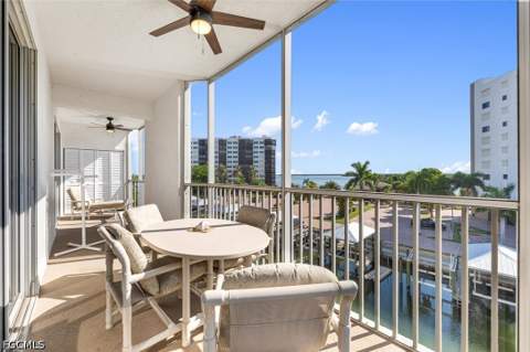 4321 Bay Beach Ln 634, Fort Myers Beach FL - photo 23 of 38