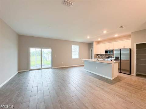 512 NW 25th Ave, Cape Coral FL - photo 10 of 42