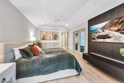 5215 Seashell Ave, Naples FL - photo 18 of 50