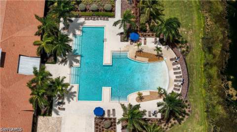 1588 Vizcaya Ln, Naples FL - photo 11 of 50