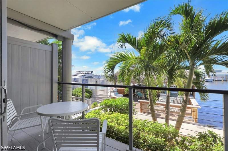 bedroom Condominium at 900 Broad Ave S 139, Cove Inn, Naples — photo 4