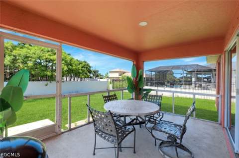 1422 NE 18th St, Cape Coral FL - photo 23 of 26