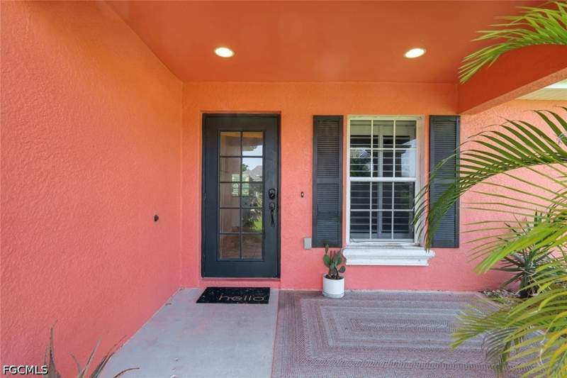 3 bedroom SingleFamilyResidence at 1422 NE 18th St, Cape Coral, Cape Coral — photo 3