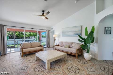1422 NE 18th St, Cape Coral FL - photo 6 of 26