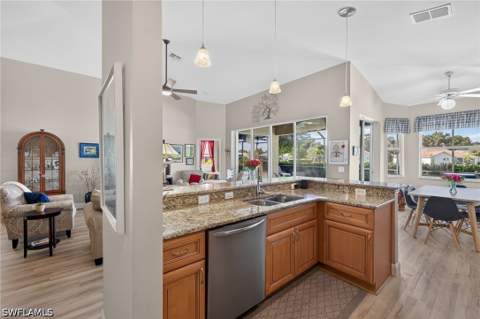 20940 Persimmon Pl, Estero FL - photo 11 of 45