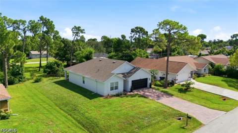 8313 Trillium Rd, Fort Myers FL - photo 20 of 24