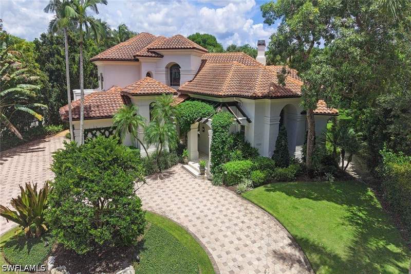4 bedroom SingleFamilyResidence at 7326 Tilden Ln, Bay Colony Shores, Naples — photo 5