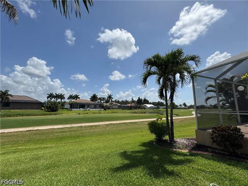 3 bedroom SingleFamilyResidence at 11978 King James Ct, Cape Royal, Cape Coral — photo 4