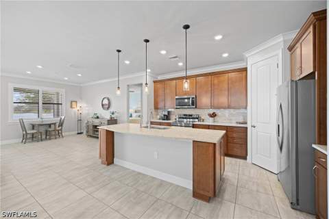 17285 Hadlow Pl, Fort Myers FL - photo 10 of 37
