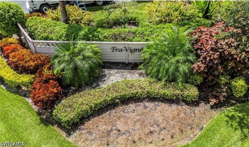 2 bedroom Condominium at 164 Via Perignon 8-4, Tra Vigne, Naples — photo 2