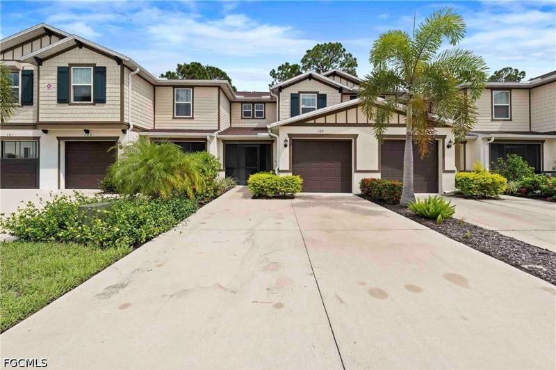 2 bedroom Townhouse at 15070 Caspian Tern Ct 103, Bayshore Commons, North Fort Myers — photo 3