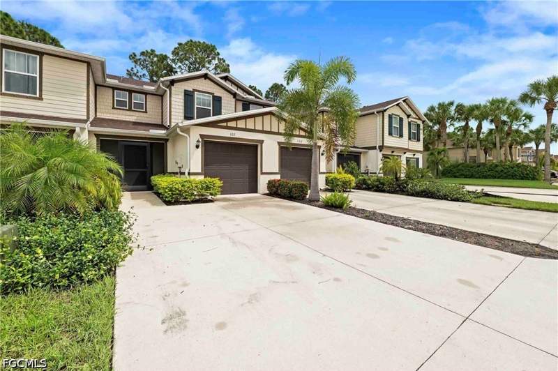 2 bedroom Townhouse at 15070 Caspian Tern Ct 103, Bayshore Commons, North Fort Myers — photo 4