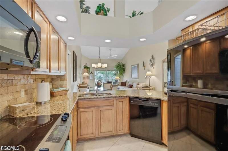 2 bedroom Condominium at 3941 Leeward Passage Ct 205, Bermuda Isles, Bonita Springs — photo 3
