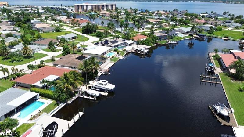 4 bedroom SingleFamilyResidence at 1826 SE 45th St, Cape Coral, Cape Coral — photo 3