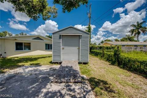 101 Powell Creek Cir, North Fort Myers FL - photo 22 of 27